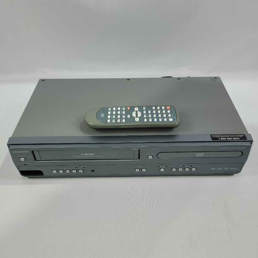 Magnavox CMWD2206 DVD VCR Combo Player Stereo Video Cassette Recorder